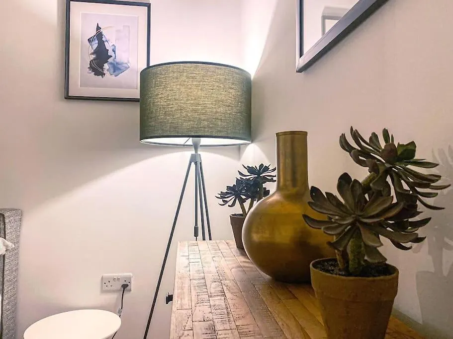 Designer Furnished - Entire Apartment Sliema 2B By Solea 0*,