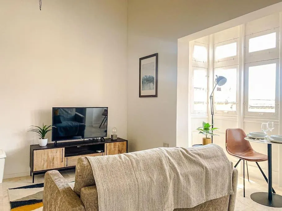 Designer Furnished - Entire Apartment Sliema 2B By Solea