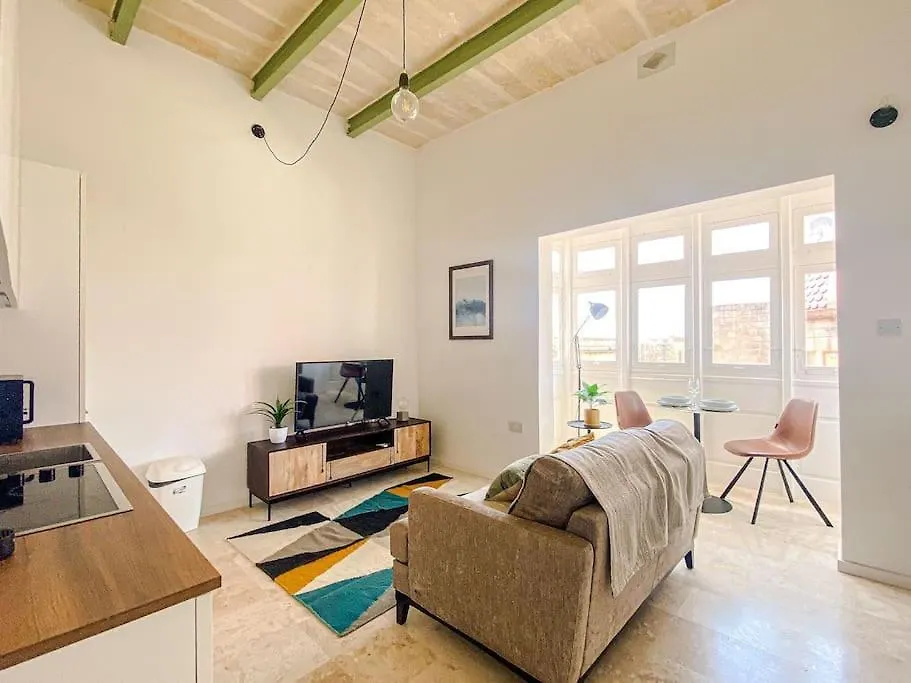 Designer Furnished - Entire Apartment Sliema 2B By Solea